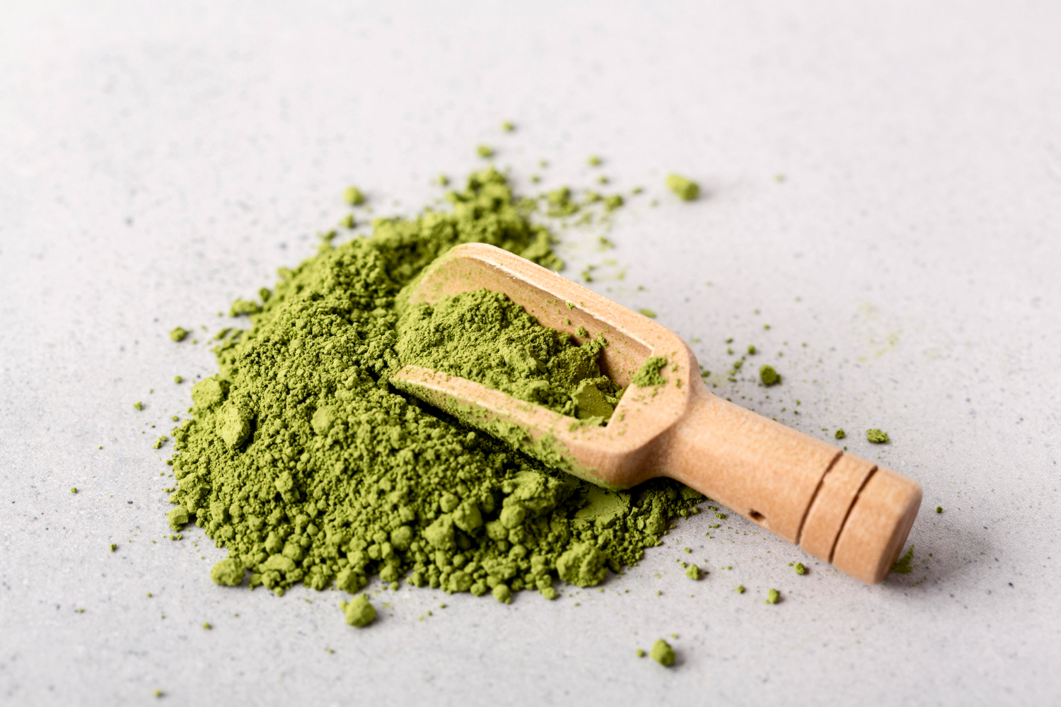 Moringa Powder केअद्भुत लाभ: जिनके बारे में आपको पता होना चाहिए ।