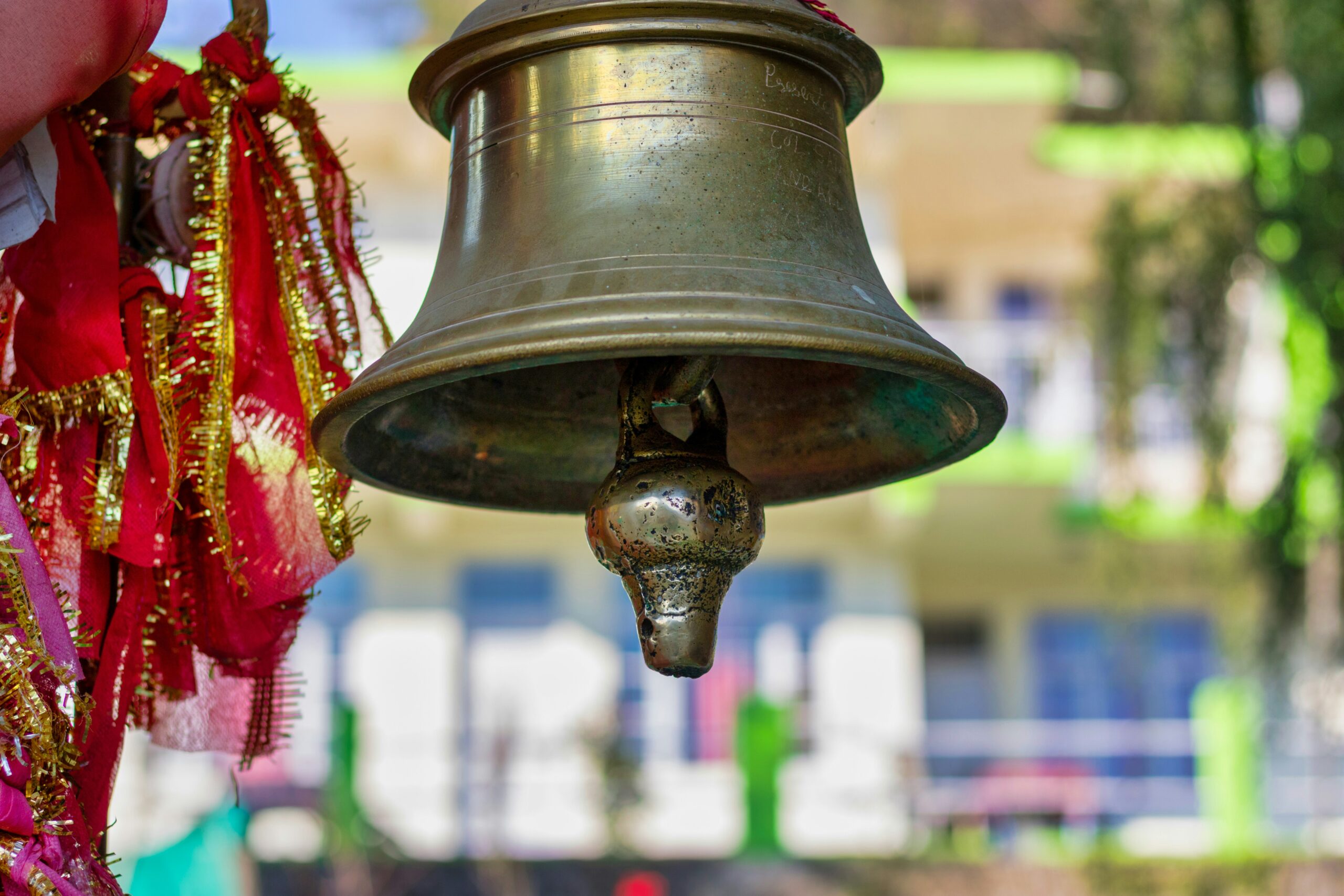 Temple bell source (Unsplash)